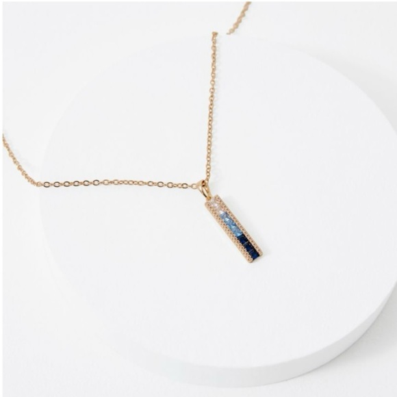 Just In! NIP Vince Camuto Blue Ombré CZ Necklace - Picture 4 of 10